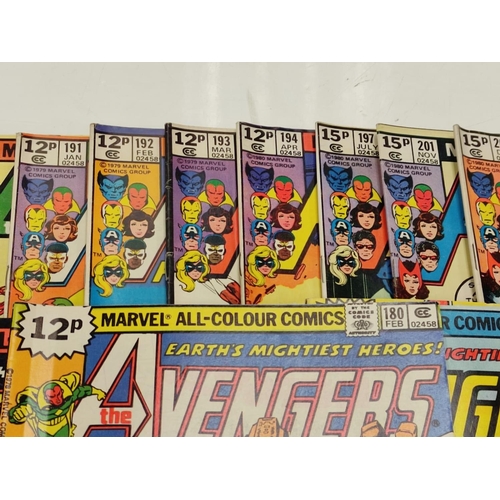 151 - 17 editions of Vintage Marvel 'The Avengers' comics in very good condition.