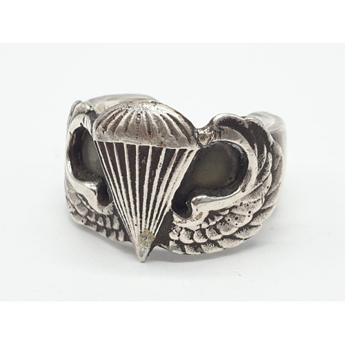 19 - Heavy solid silver WW2 US Para Troopers Ring. Large size. Can be easily adjusted.