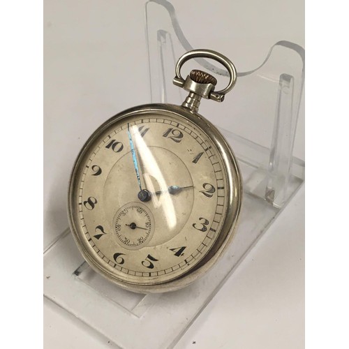 807 - Vintage solid silver pocket watch with bullseye glass, working (sold with no guarantees)