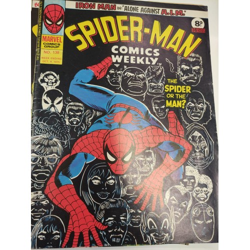 204 - 12 Marvel Spiderman comics from the mid 1970s.