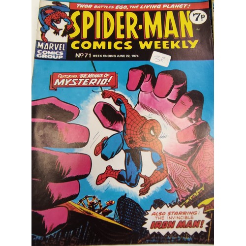 204 - 12 Marvel Spiderman comics from the mid 1970s.