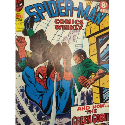 204 - 12 Marvel Spiderman comics from the mid 1970s.