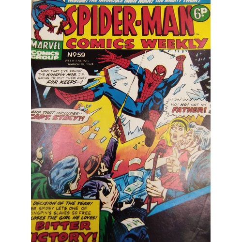 204 - 12 Marvel Spiderman comics from the mid 1970s.