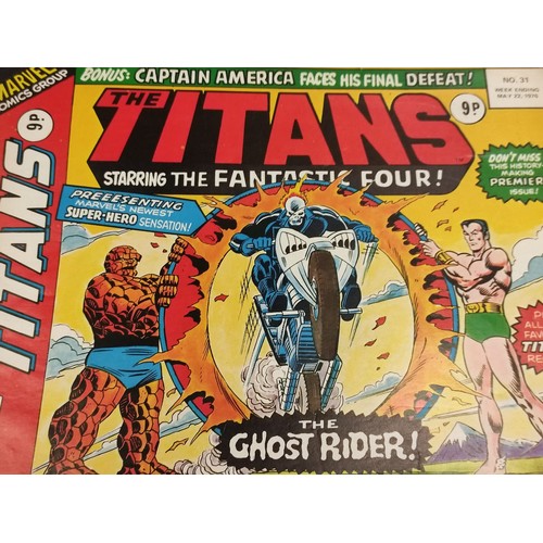 211 - Eight Marvel, The Titans comics from 1975/76. Worn due to age.