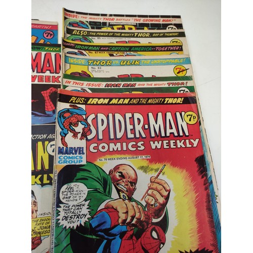 225 - 17x Marvel, Spiderman comics from mid 1970s. Some have damage to covers.