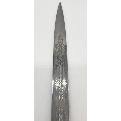 157 - A rare ww2 German Officers Naval Dagger, manufactured by F.W. Holler/Solingen Double-Edged blade wit... 