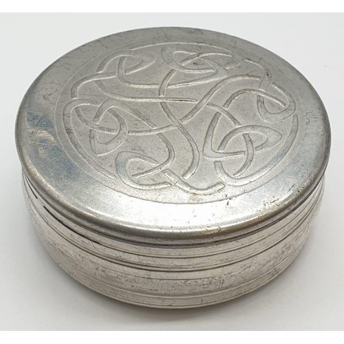 356 - White metal pill box, 82g and 5cm diameter approx