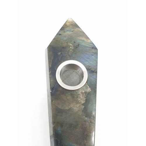 43 - A labradorite (Variety blue flash), smoking (opium?) pipe. Pipe length: 11cm, weight: 74 g. In excel... 