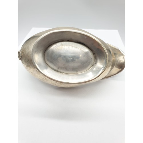 200 - 800 Silver gravy/sauce boat, 172g weight