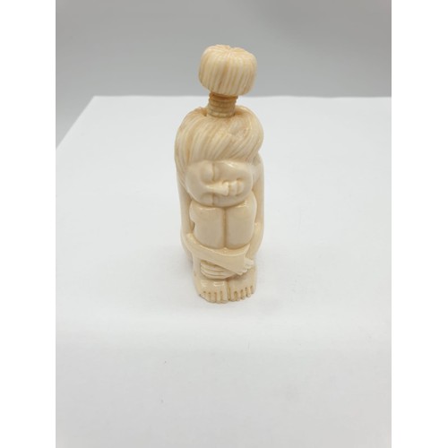 177 - An 18th century ivory scent bottle - 7cm high.