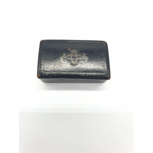 179 - Two antique tiny snuff boxes. Made from lacquered papier mache, hinged lid with pewter inlay.