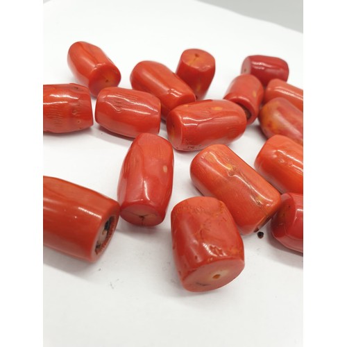 185 - 16x Red coral beads - perfect for a necklace.