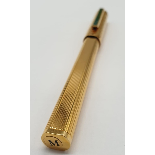 20 - Dunhill fountain pen with 18ct gold nib and gold plated shell, jade decorated in original box (new, ... 