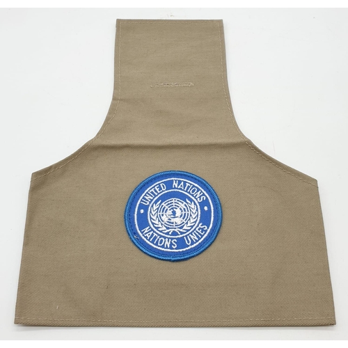 340 - Interesting selection of Military fabric items to include: 
United Nations Observer arm band with ba... 