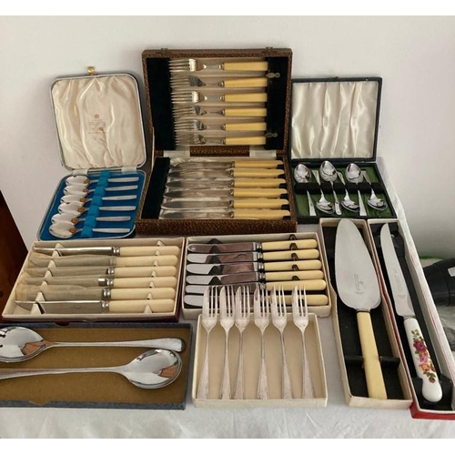 450 - Selection of Finest Sheffield Cutlery. New and Boxed. To include: 
Canteen of fish knives and forks,... 