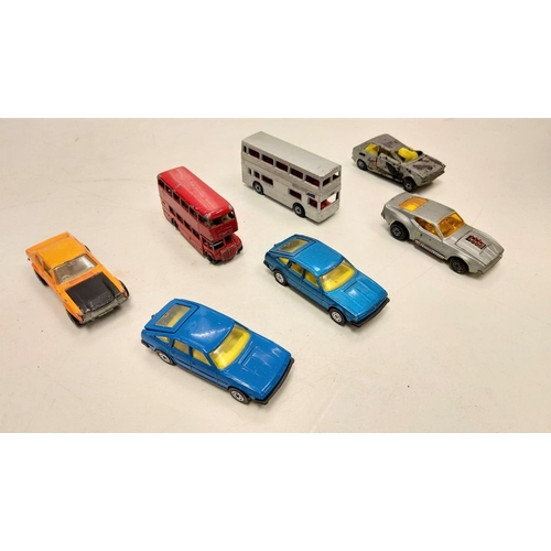 706 - Collection of 32x matchbox vehicles and 4x boats (AF)