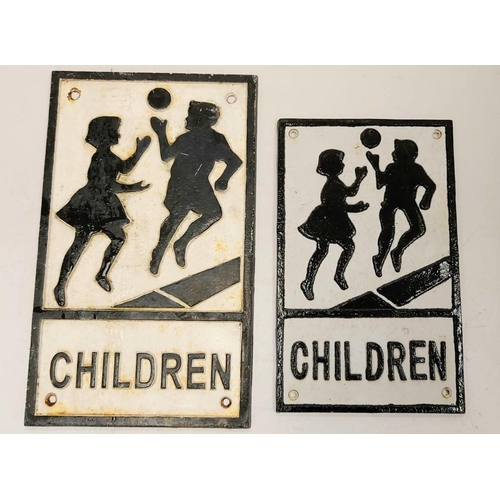 543 - 2 Vintage cast-iron school crossing signs. 15 x 25cm and 18x30cm.