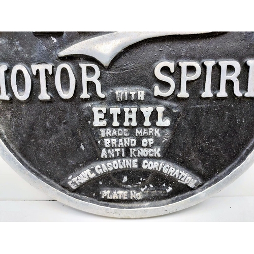 558 - A vintage Pratt's motor spirit sign. Cast iron, circular 26cm diameter.