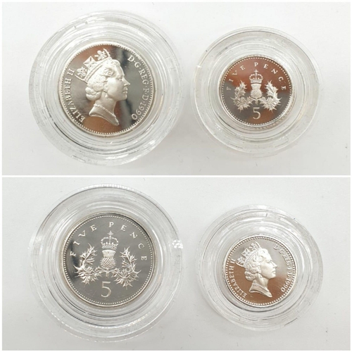 658 - ROYAL MINT 1990 5 PENCE TWO COIN SET SILVER 8.9G