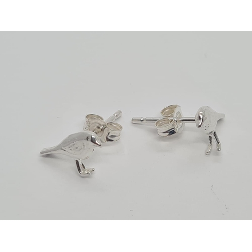 683 - Alex Monroe Little Robin Stud Earrings in Sterling Silver New Unworn