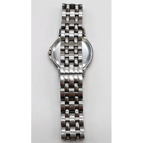 667 - Raymond Weil Tango ladies wrist watch in stainless steel with roman numerals and quartz movement.