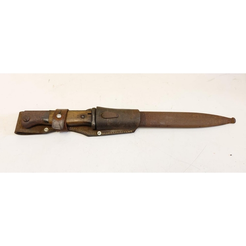 286 - WW2 German bayonet/dagger with cover, 40cm long approx