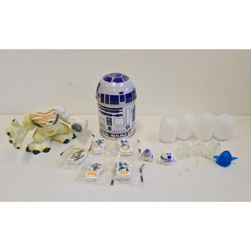 529 - Star Wars Children Treasure Collection. Includes Jedi Force Figures in boxes, night lights, bobble h... 