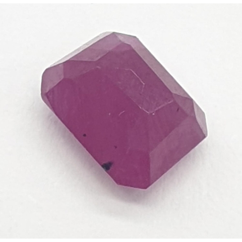 428 - 1.87 Cts Natural ruby. Square cut. ITLGR certification included.