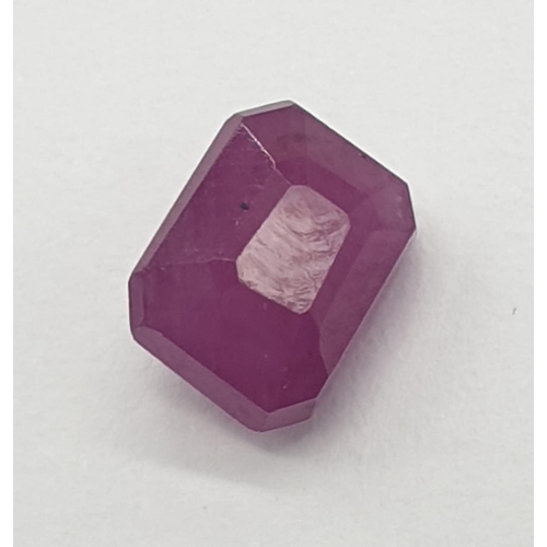 428 - 1.87 Cts Natural ruby. Square cut. ITLGR certification included.