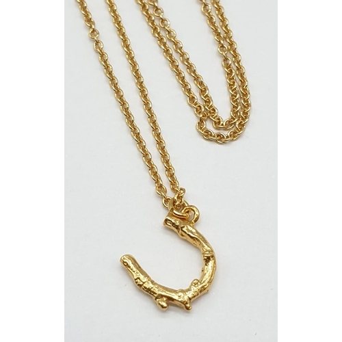 464 - Alex Monroe Horseshoe pendant on expandable chain in Sterling Silver with Gold Vermeil, weight 2.4g