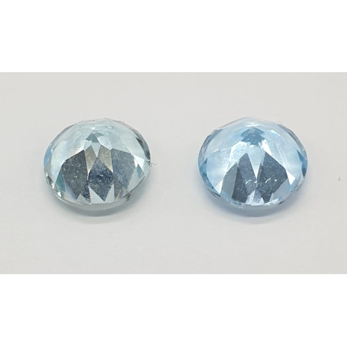 476 - 3.45 Cts Natural blue topaz, Nice light blue colours. Round cut stones. Set of two pieces.