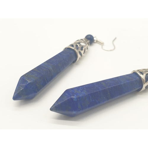 103 - A tear drop shaped lapis lazuli necklace and earrings with long obelisks. Necklace length: 54cm, ear... 