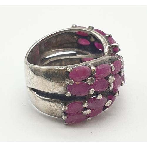 483 - Silver and pink stone ring. 10.3g, size M.