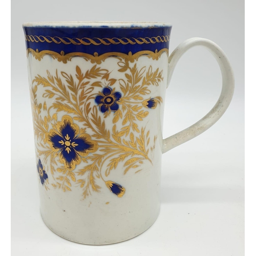 121 - Early English - circa 1800 Caughley Porcelain Tankard, decorated with blue and gilded flowers, 13cm ... 