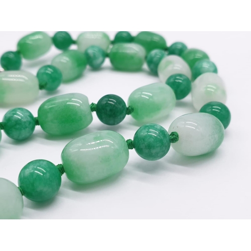 159 - Jade necklace, weight 54g and 42cm long approx