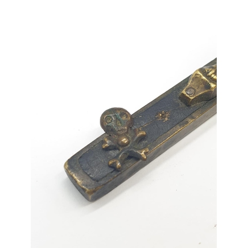 172 - Antique brass crucifix. 10 x 4.5cm in length. 39.7g in weight.