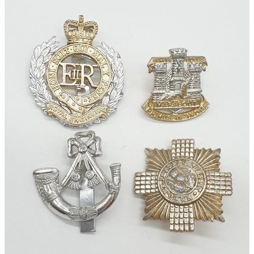 310 - Collection of 12 UK military metal cap badges