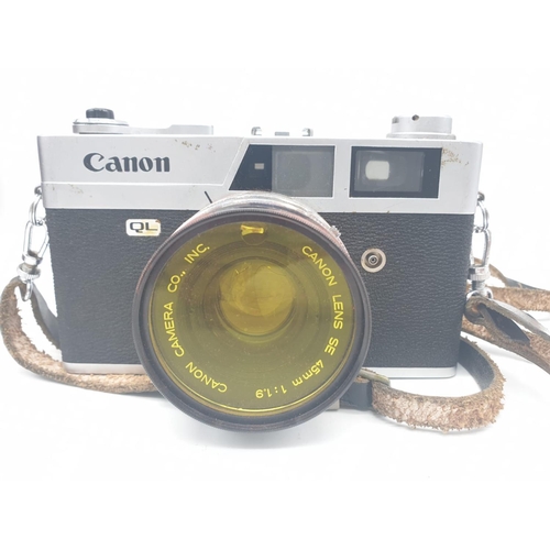 750 - A Canon Canonet - QL19 camera-canon lens SE 45mm. As found, with case.