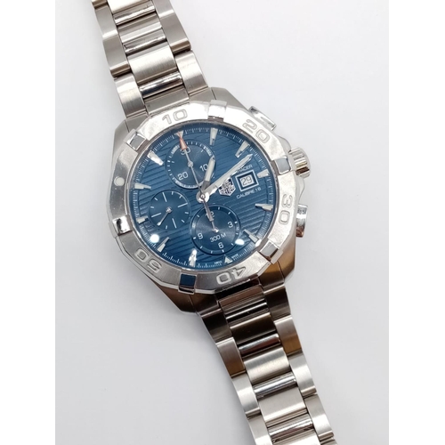 19 - Tag Heuer Aquaracer chronometer gent watch with navy face twist bezel and steel strap, 40mm case