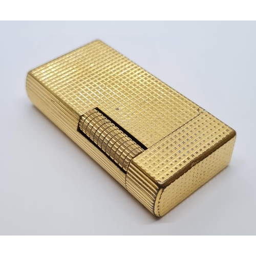 237 - Vintage Dunhill gold plated lighter. Model Dunhill 70.