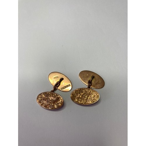 258 - Vintage pair of 9ct gold cufflinks having clear hallmark for J.Aitkin Birmingham 1913, chased scroll... 