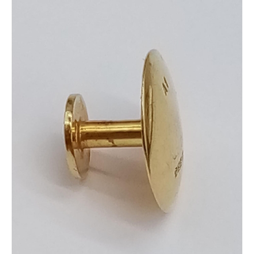 424 - 9ct gold stud, weight 1.22g