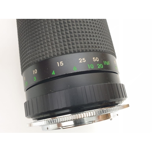 752 - A Steinheil multi coated 'one touch' zoom lens. 70mm - 140mm. Good condition.