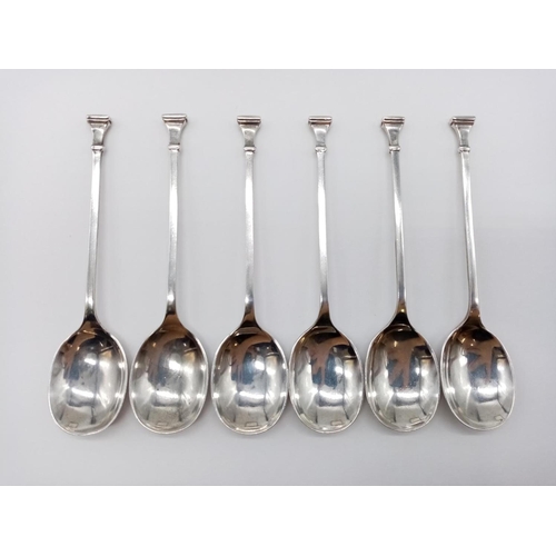 999 - 6X SILVER TEASPOONS IN PRESENTATION BOX, SHEFFIELD 1923, TOTAL WEIGHT 65.5G