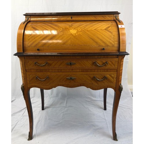 6 - A beautifully inlaid Edwardian writing bureau  with roll top and chevroned top.
104 cams tall 
76 cm... 