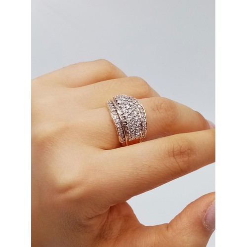 959 - 14ct Diamond ring. Size M. 8.9g in weight.