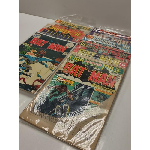 987 - 7 editions of vintage 'Batman' DC comics. A/F.