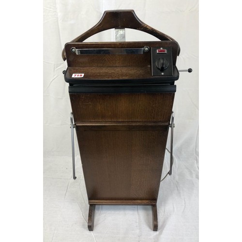 719 - A Corby of Windsor, classic trouser press in full working order.