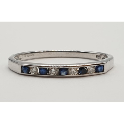 949 - 9CT DIAMOND AND SAPPHIRE RING WEIGHT 1.4G AND SIZE S/T