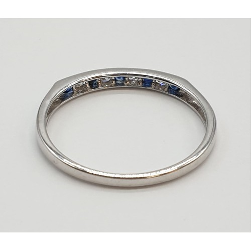 949 - 9CT DIAMOND AND SAPPHIRE RING WEIGHT 1.4G AND SIZE S/T